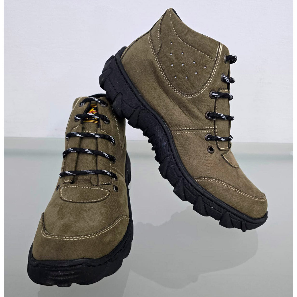 Bota de Gamuza Para Hombre CASTALIA 403-57 Sage Uso Rudo