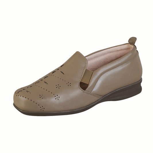 Zapato Confort Clásico Para Mujer Castalia 357-24 Beige