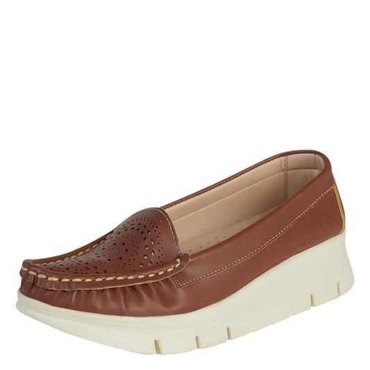 Zapato Confort Moderno Mujer Castalia 561-116 Con Plataforma